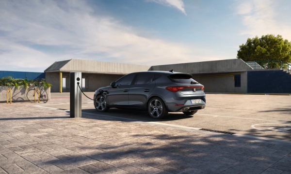 Seat Leon 1.5 eTSI FR Business Intense